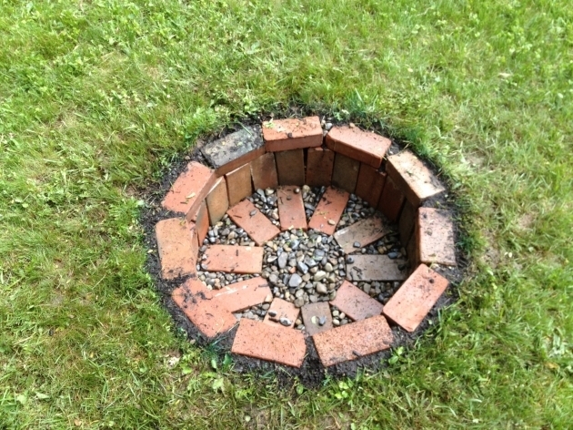 Fascinating 12 Diy Fire Pits For Your Backyard Gardens Backyards And Apartments Starting Fire In Fire Pit
