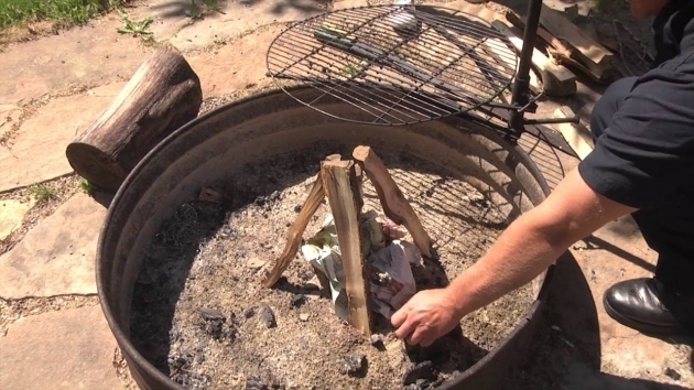 Fascinating How To Safely Start Stop A Fire In A Fire Pit Youtube Starting Fire In Fire Pit