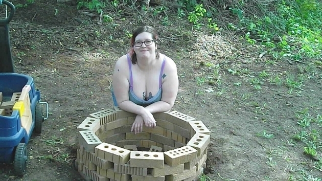 Marvelous How To Build A Fire Pit For Free Youtube How To Build A Fire In A Fire Pit