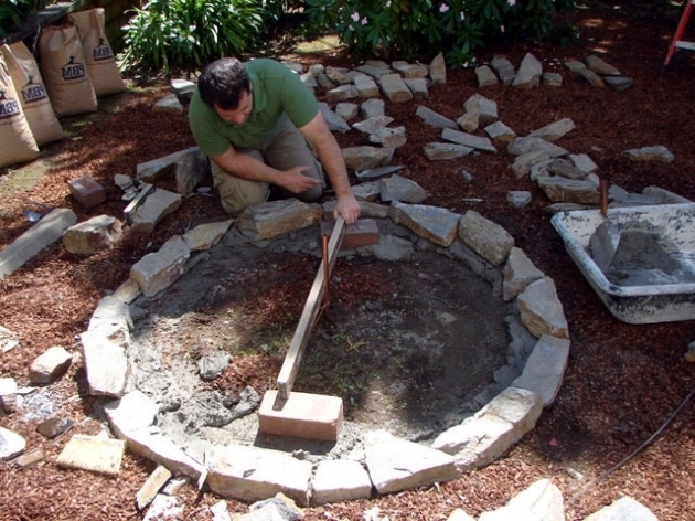 Awesome How To Build A Fire Pit And Grill How Tos Diy How To Start Fire In Fire Pit