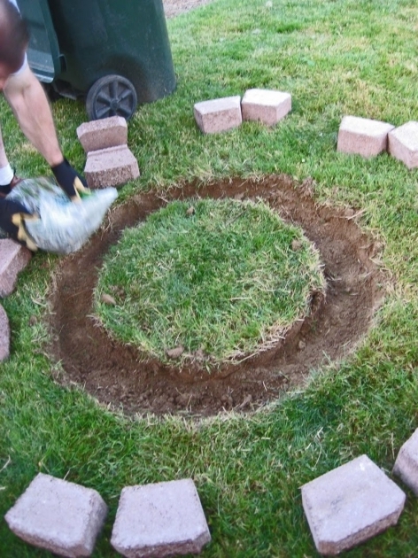 Remarkable Stone Soup For Five Diy Simple Brick Firepit In About An Hour How To Make A Brick Fire Pit