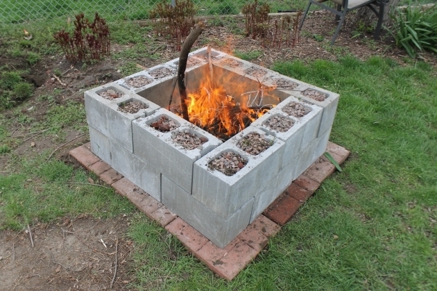 Amazing 17 Diy Fire Pit Ideas For Your Backyard How To Make A Cinder Block Fire Pit