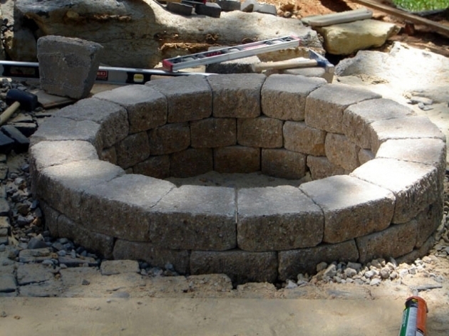 Outstanding How To Build A Round Stone Fire Pit How Tos Diy Fire Pit With Stones