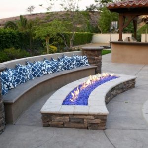 Outdoor Fire Pit With Glass Rocks